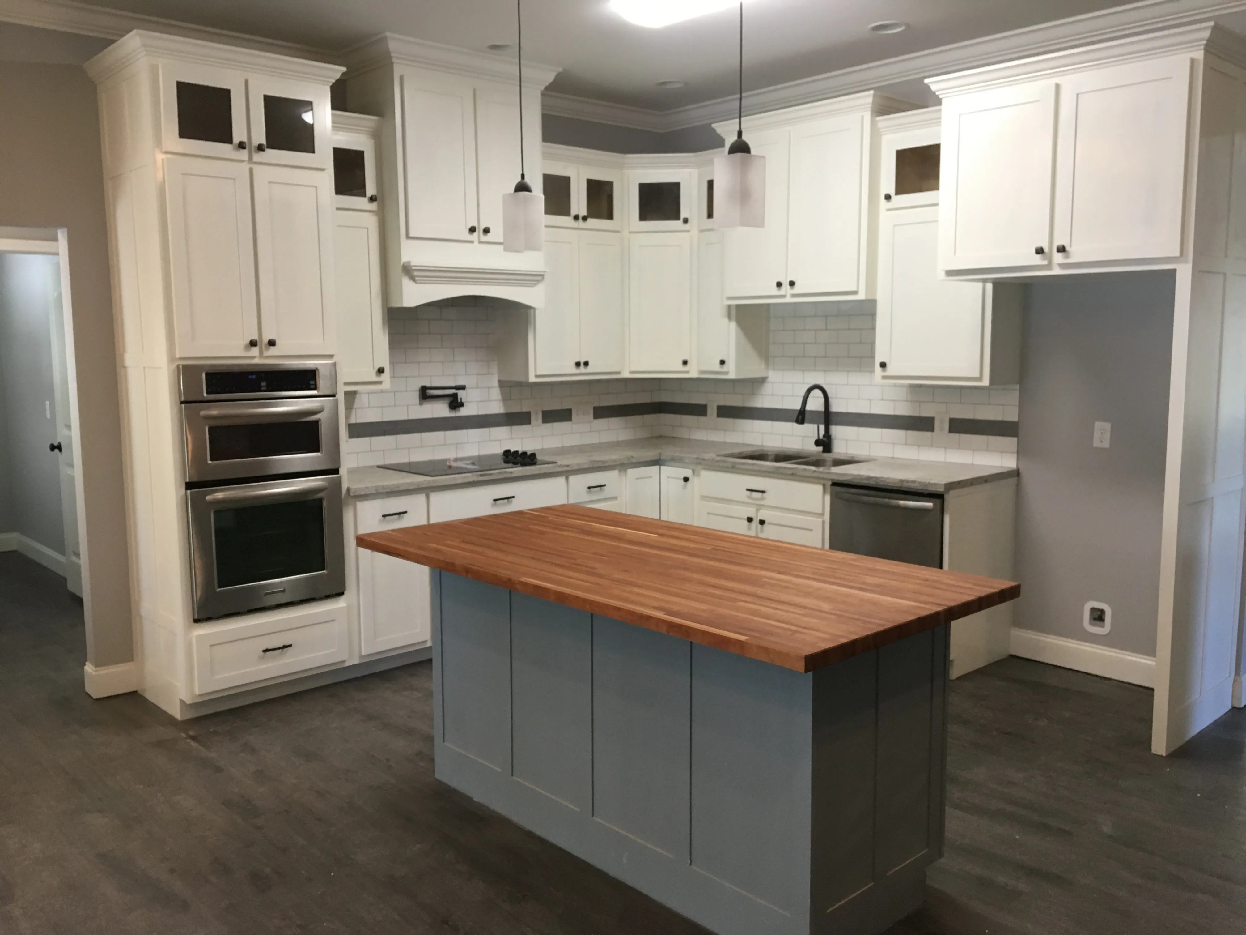 White Shaker Kitchen